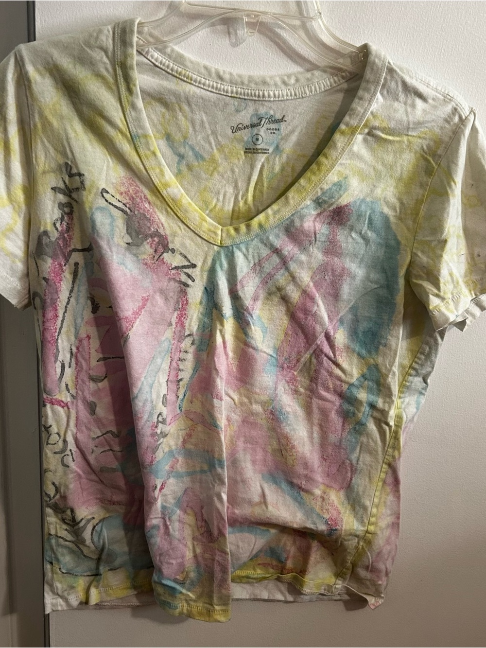 Universal Thread Pastel Tie-Dye V‑Neck Tee
